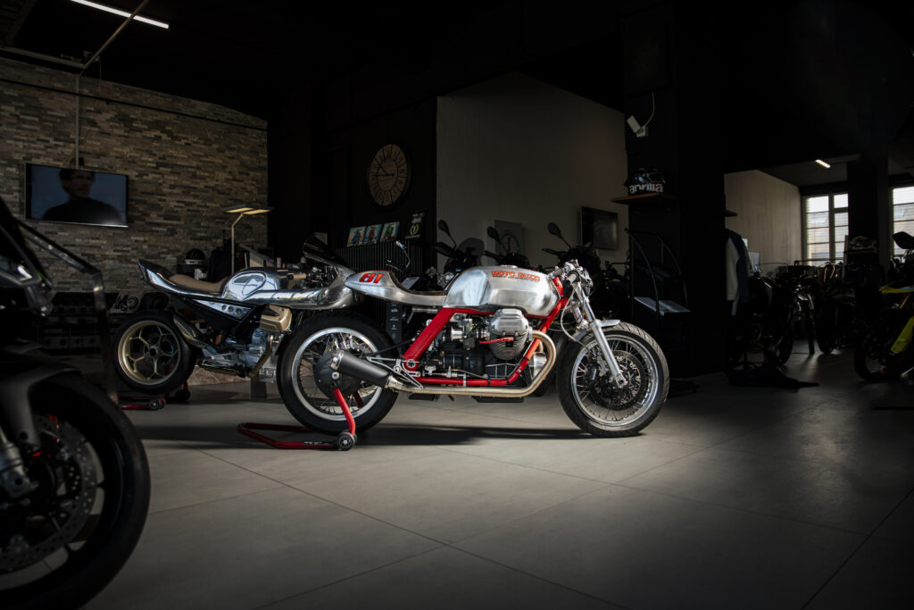 Moto Guzzi v7 Sport La Macchina by Ateler mcnc