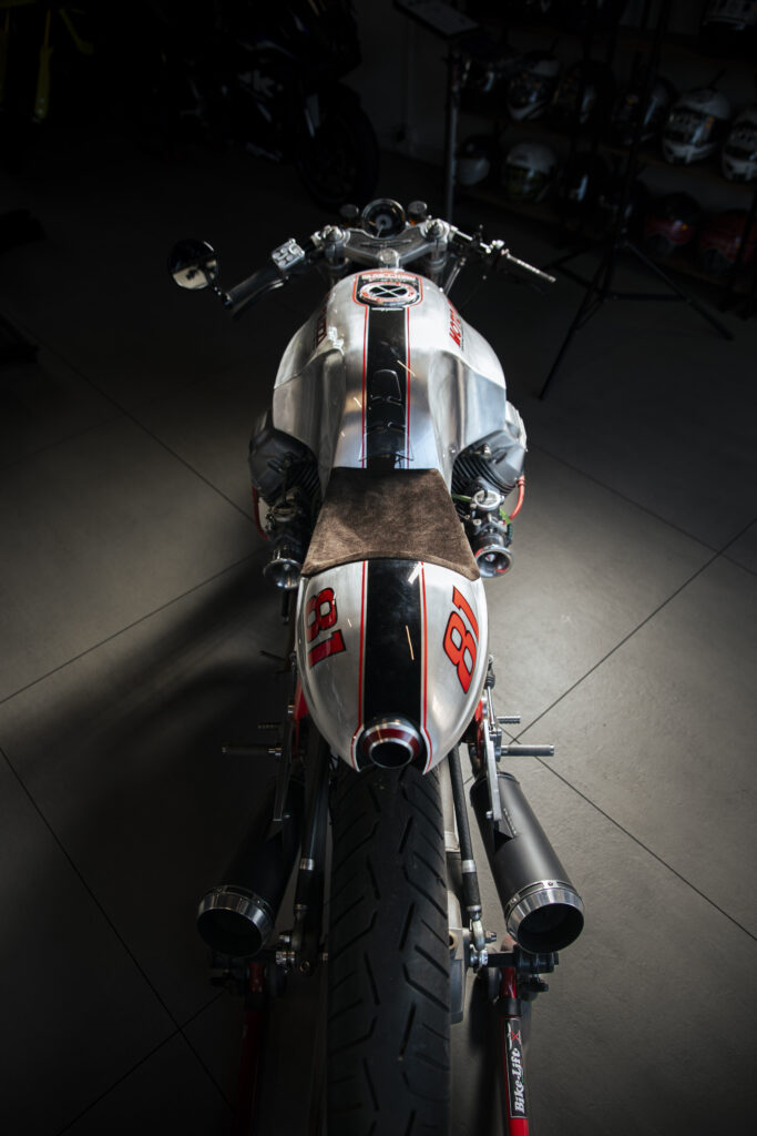 Moto Guzzi v7 Sport La Macchina