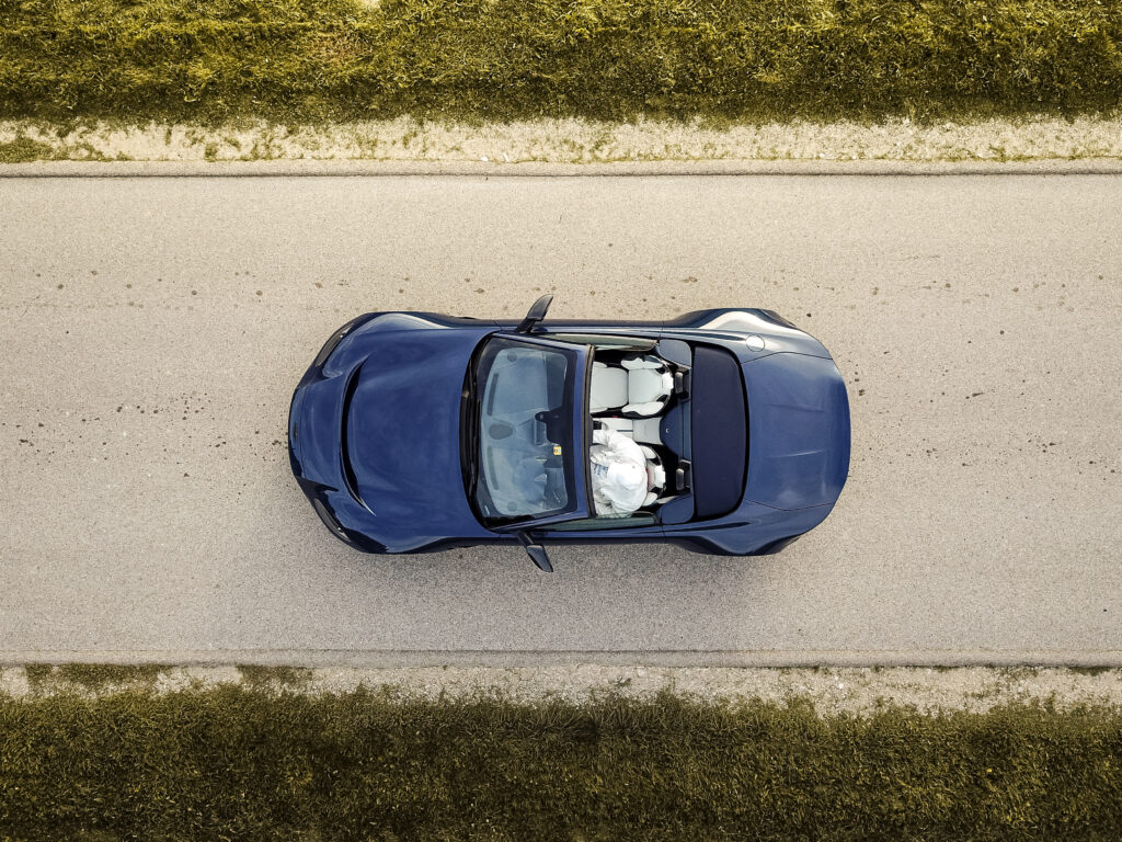 Shooting photo photographe pro suisse Nyon Aston Martin Vantage roaster v12