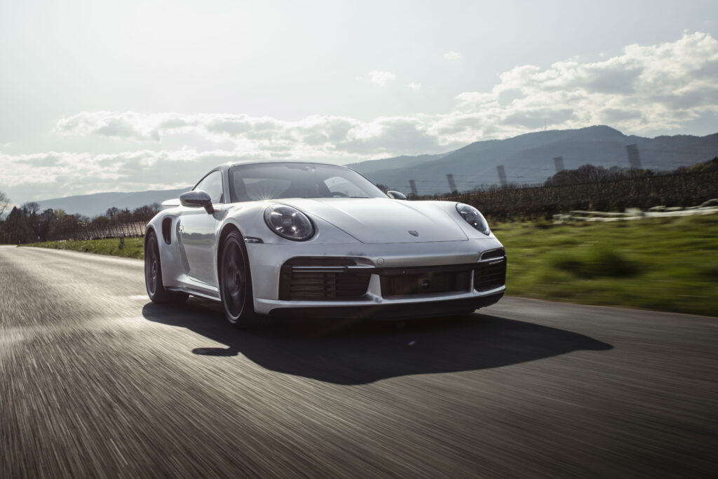 Shooting photo professionel photographe suisse Nyon Porsche turbo s 50 years edition