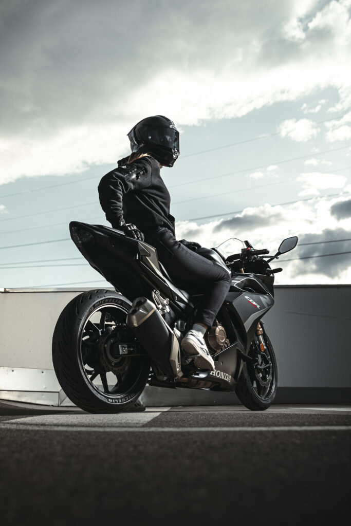 Shooting EA Photographie Honda 500R Photographe moto suisse