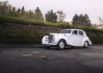 Shooting photo photographe pro suisse NyonBentley Type R 1953 old cars