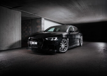 Shooting photo photographe pro suisse NyonAudi RS3 noir Shooting studio