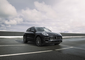 Photographie d'une Porsche Macan Turbo par EA Photographie