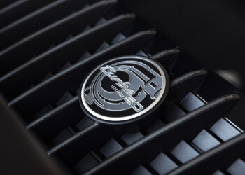 Shooting photo professionel photographe suisse Nyon rooling shot shooting Porsche turbo s 50 years edition