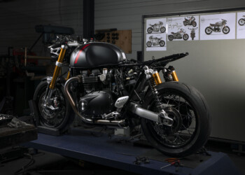 Shooting photo professionel photographe suisse Nyon Annecy 2020 Motorcycles
